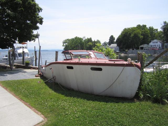 Old Dock House & Marina